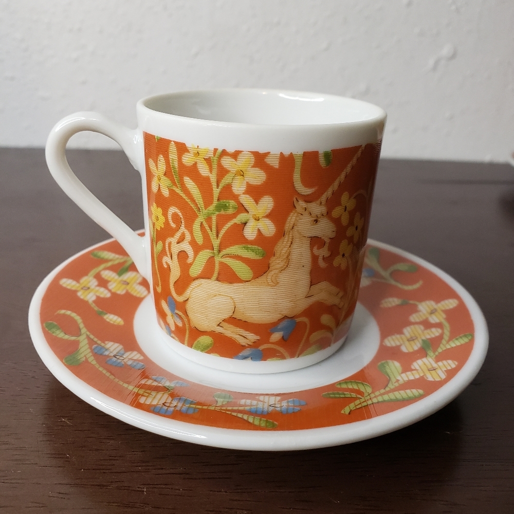 Flemish Tapestry Tea Cup & Saucers Set